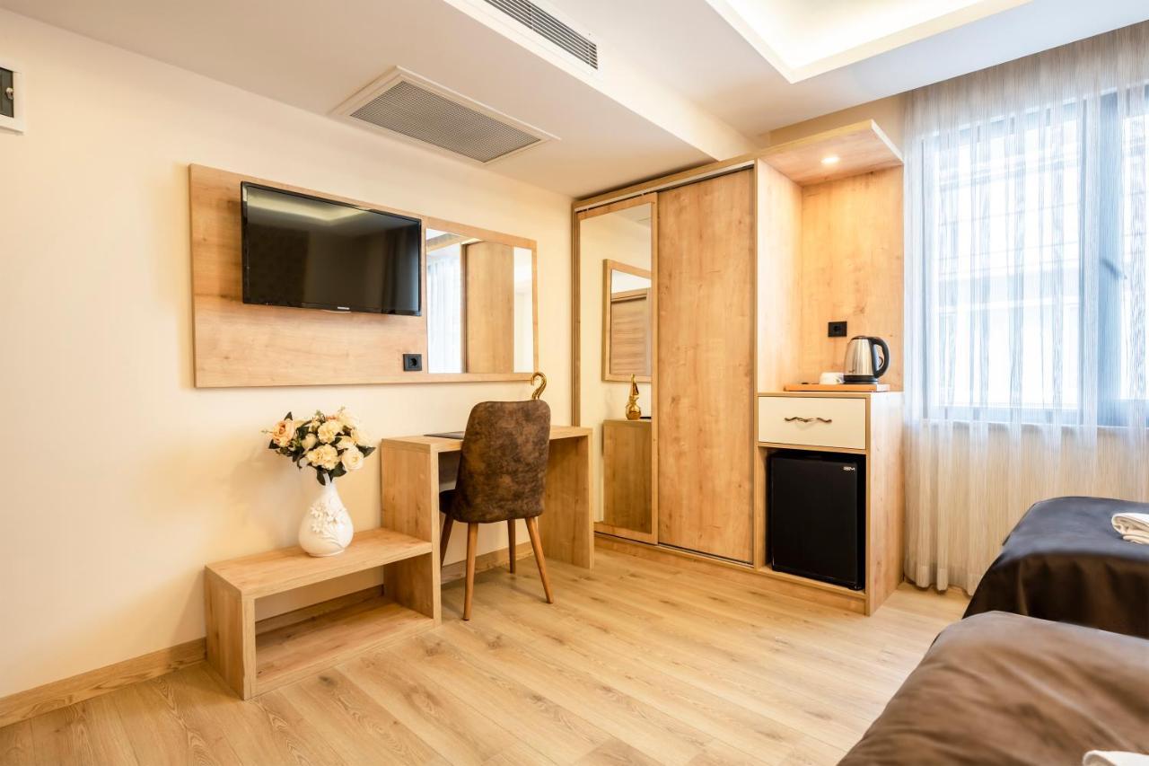 Emin Palace 3*